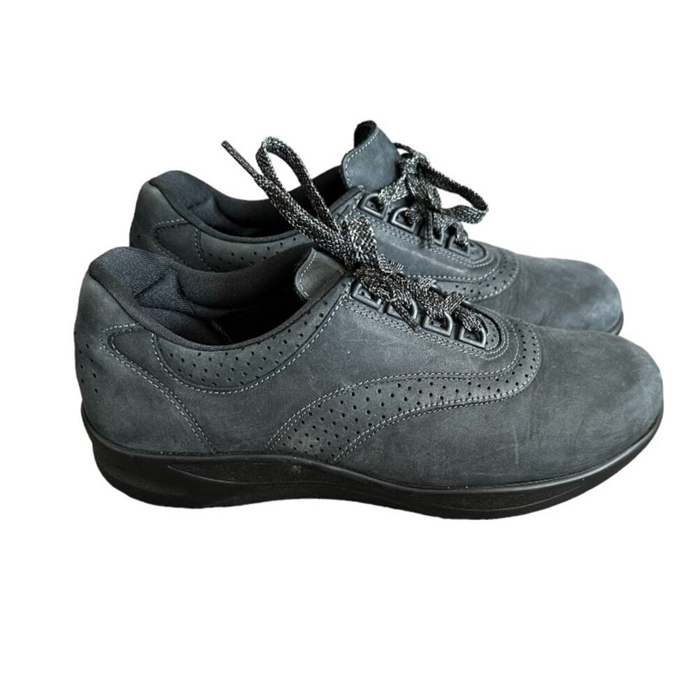 SAS Walk Easy Lace Up Walking Shoe Slim Nubuck Leather in Charcoal Gray Nero 7.5
